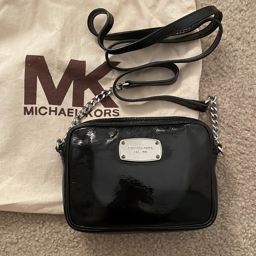 Michael Kors Jet Set Patent Black Crossbody
